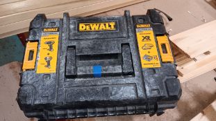 Dewalt DCK2062D2T Twin pack 18v Brushless Hammer Drill and Impact Driver