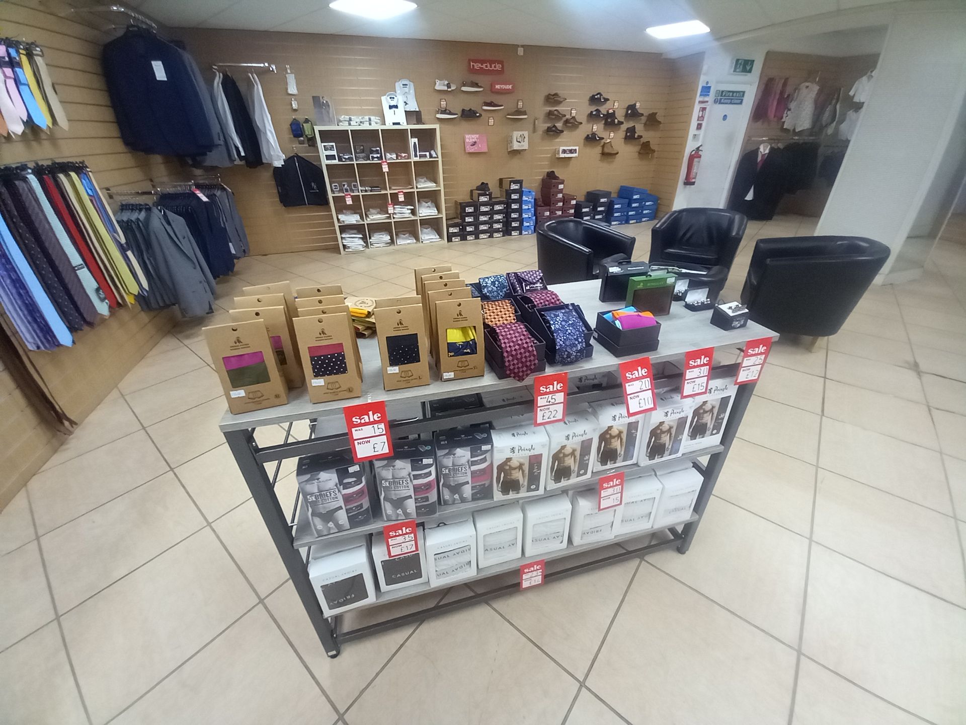 Entire clothes range and accessories from the Wiseguys (Melton Mowbray) Store - Bild 15 aus 15