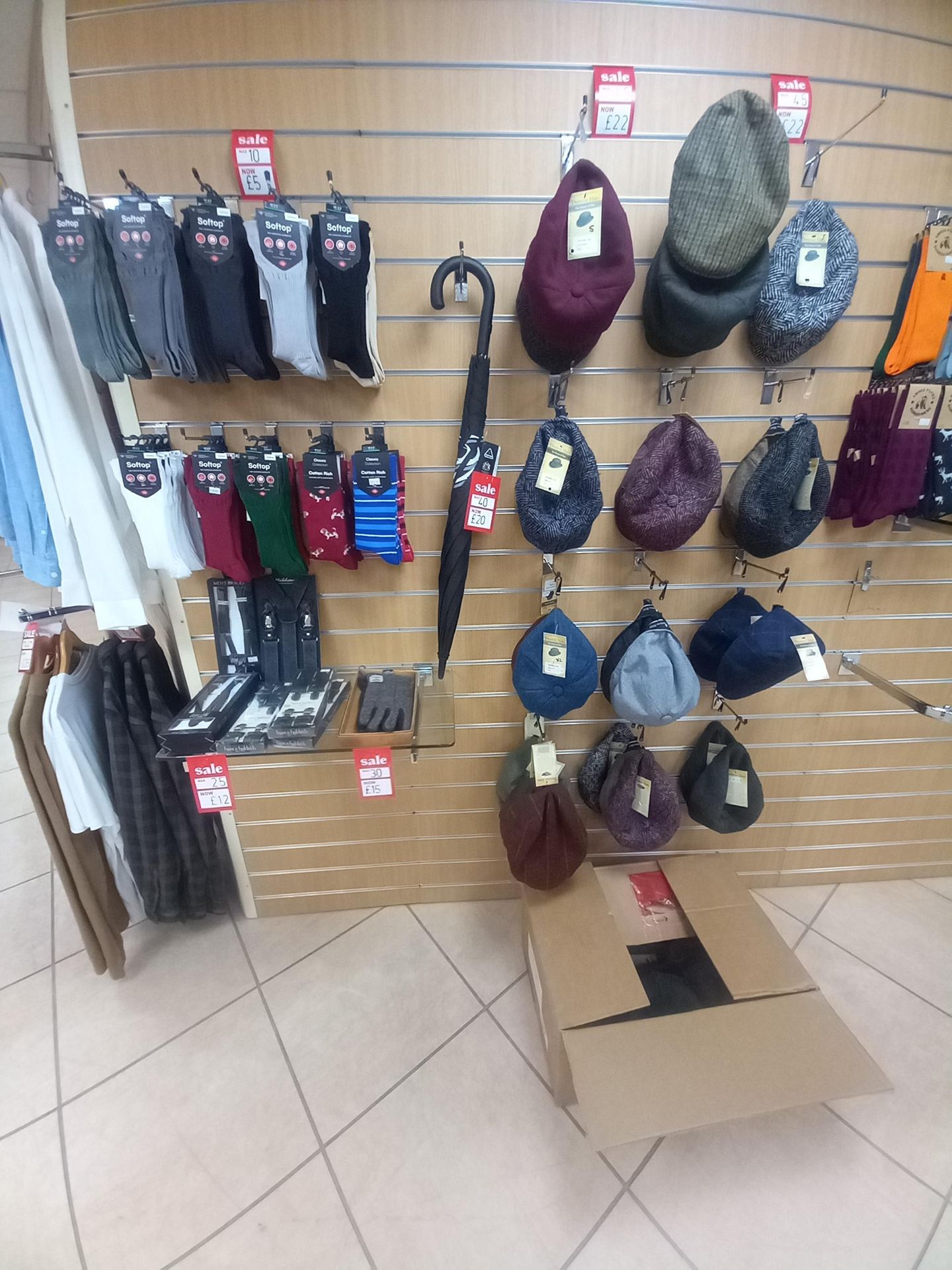 Entire clothes range and accessories from the Wiseguys (Melton Mowbray) Store - Bild 9 aus 15