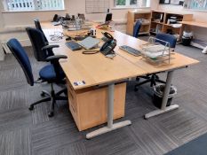 6 x Office desks 1600mm x 800mm, 4 x pedestal draw