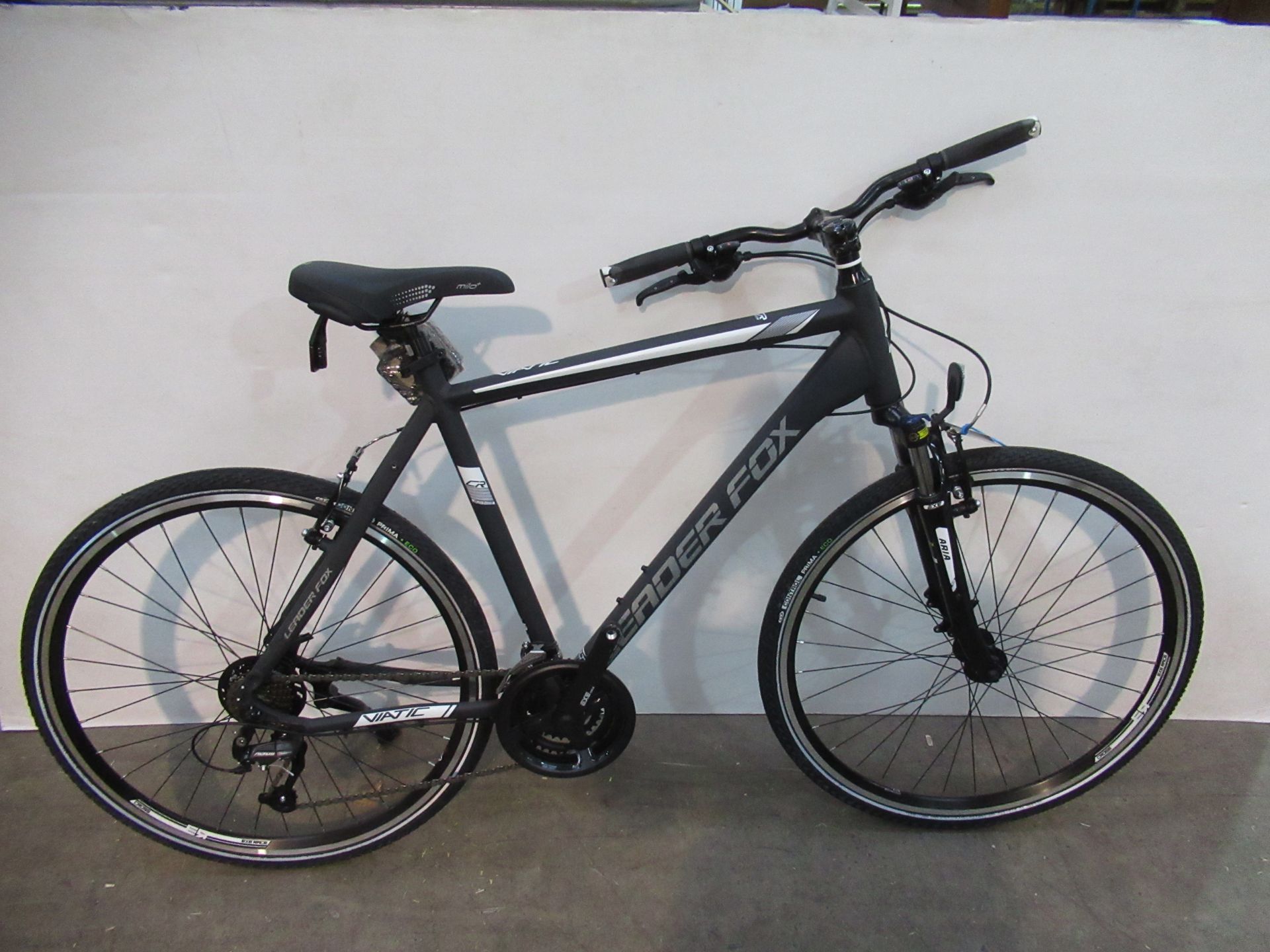 Leader Fox Viatic Gents Hybrid Bike, Matt Black - 22.5" - LF051