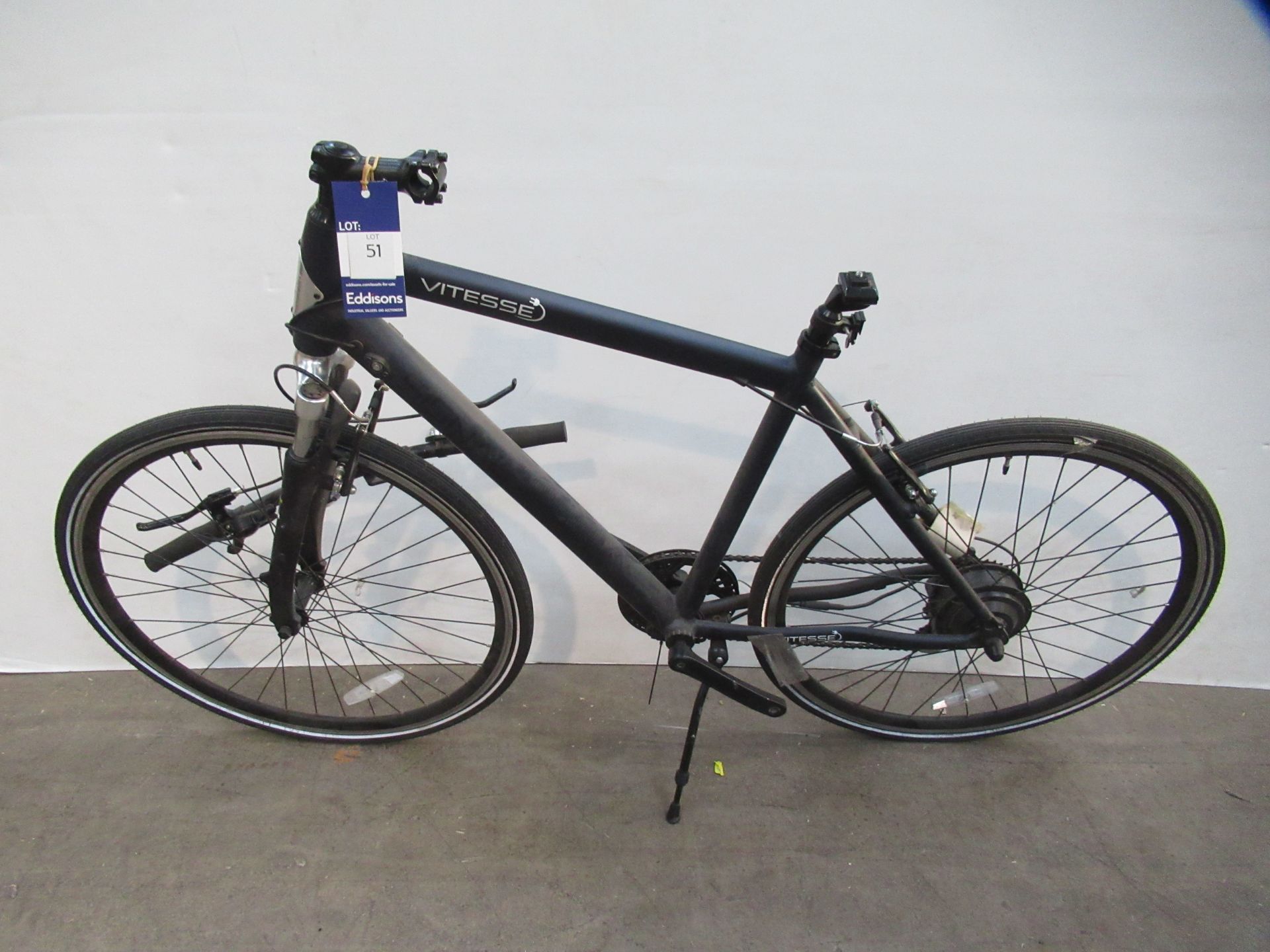 Vitesse Hybrid Bike (Used - Incomplete)