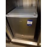 Igenix mini fridge