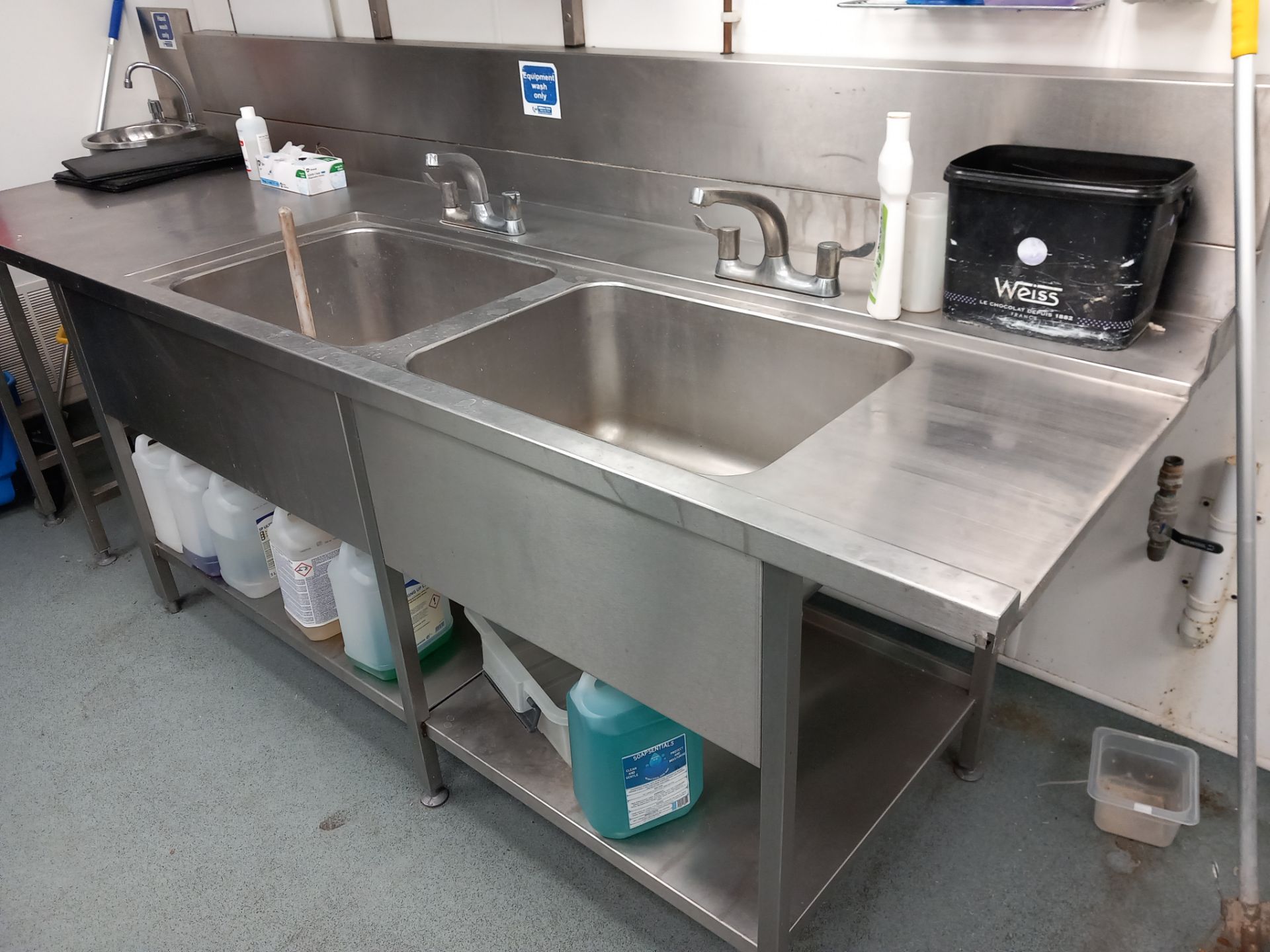 Stainless steel double deep sink dishwasher feed t - Image 3 of 6