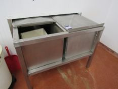 Stainless steel twin sink dip tank