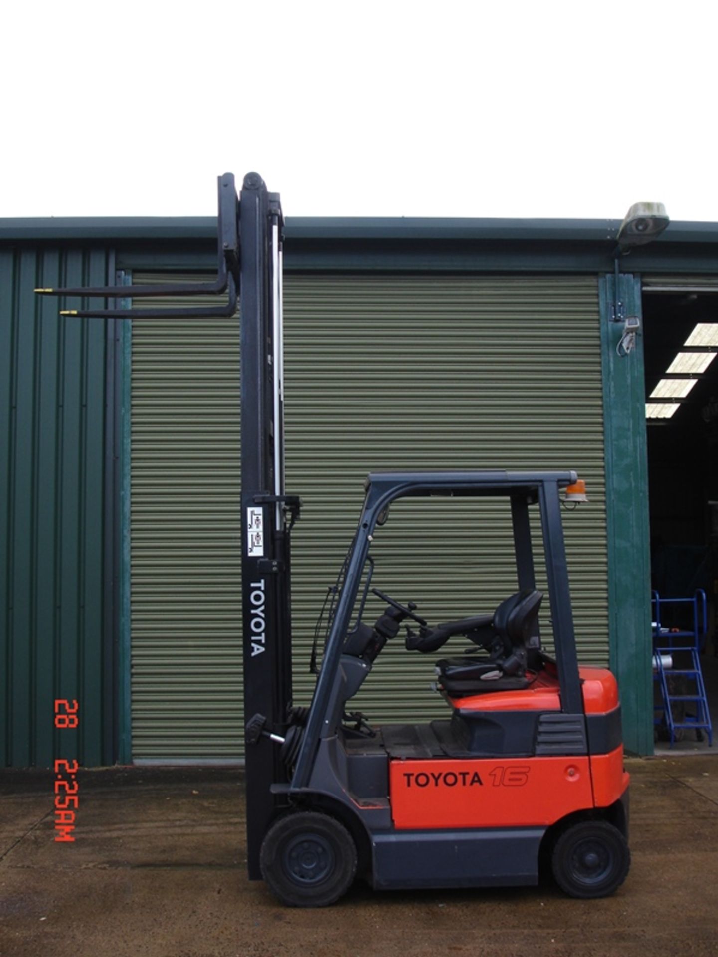 TOYOTA 1.6 TON ELECTRIC FORKLIFT - Image 7 of 7