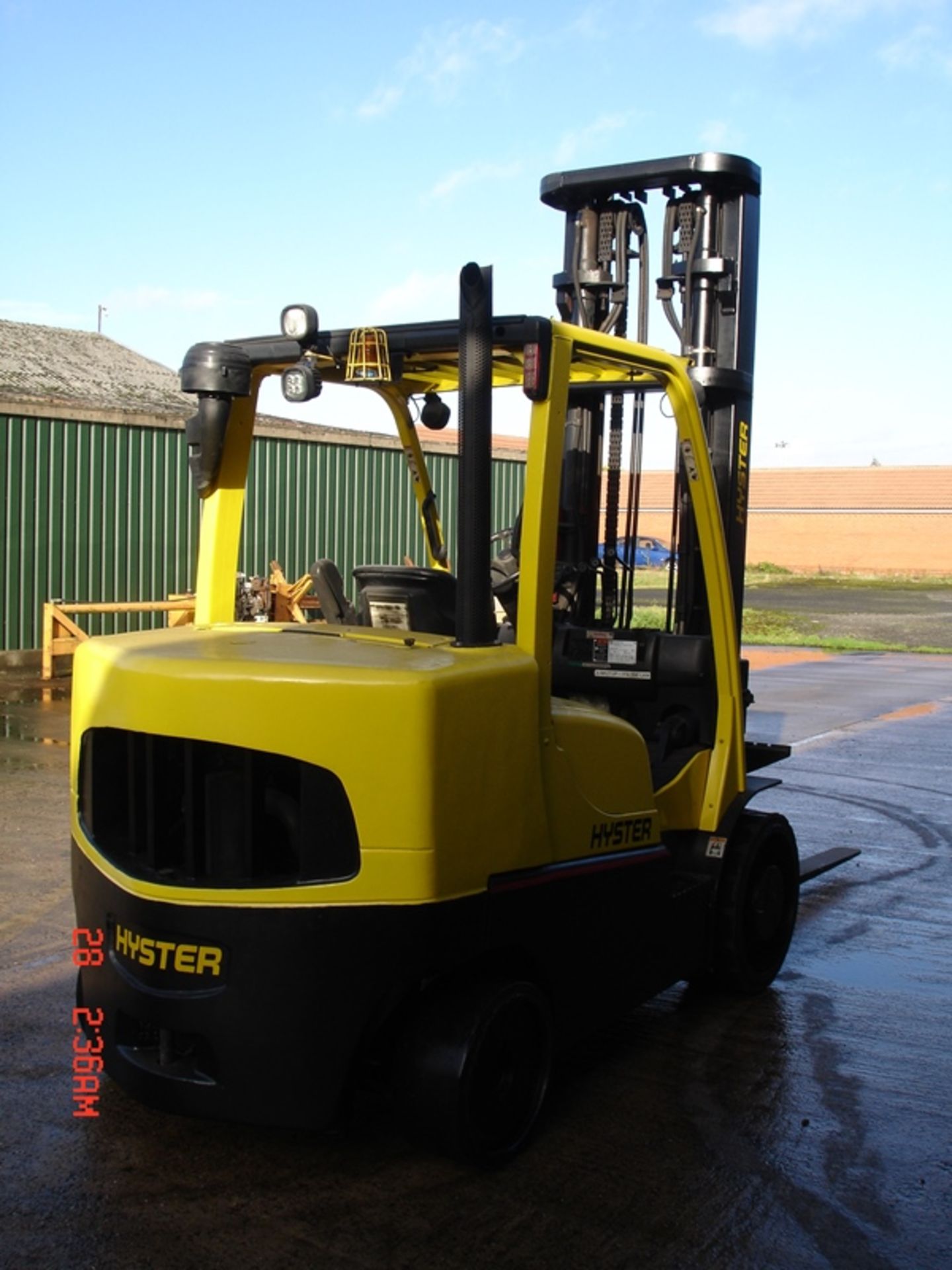 HYSTER COMPACT 7 TON FORKLIFT - Image 3 of 7