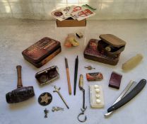 Boxes & objects including a leather sovereign purse; Essex crystal style cufflinks each depicting