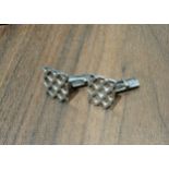 A pair of vintage silver gents cufflinks cast in relief with a mesh design 13.23g