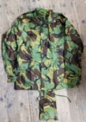 Militaria - A British paratrooper combat smock, size 5, 'Nato size7080/9505 H. Lotery & Co.'