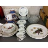 A Queen's Royal Horticultural Society Hookers Fruit part dinner service;  a Royal Kent Vanessa