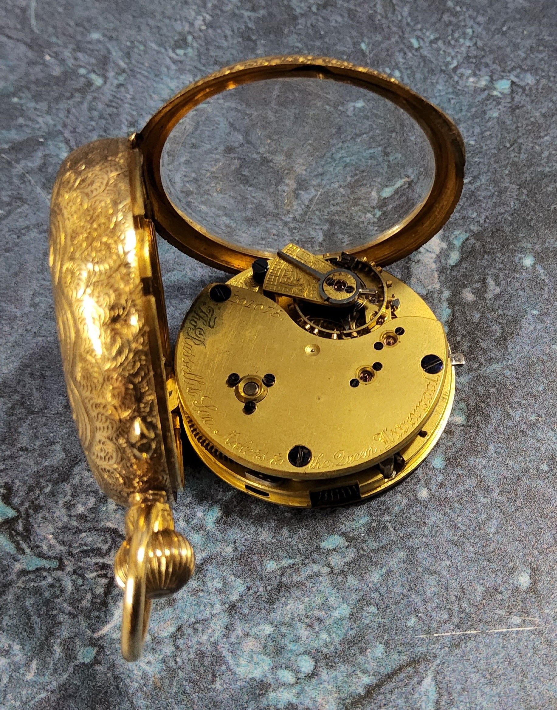 A Victorian 18ct gold open faced lady's keyless pocket watch, the case chased & engraved, vacant - Image 3 of 3