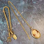 A 9ct gold ropelink bracelet, 9ct gold trowel & fork charm 3.95g; a 9ct gold mounted cameo pendant &