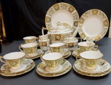 A Royal Crown Derby Green Derby Panel tea service, comprising teapot and cover, milk jug, sugar bowl