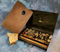 An early 20th century 'Students' artist's travelling case, Roberson & Co. London, slide out pallet