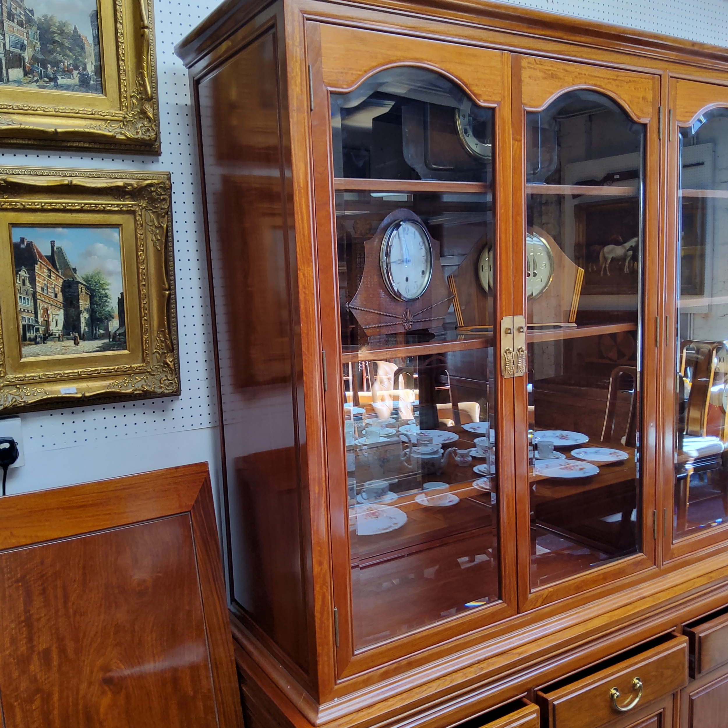 A Chinese hardwood mirrored back display cabinet, glazed doors with toughened glass shelves, 177cm - Image 4 of 4