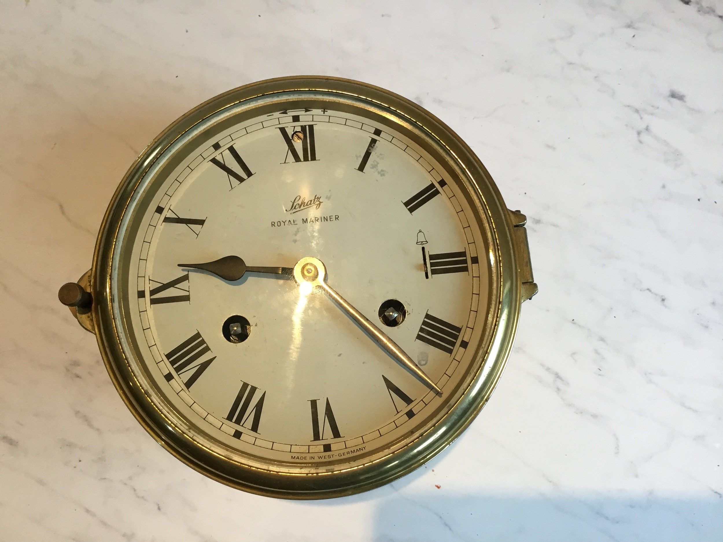A Schatz Royal Mariner Marine brass clock, twin winding holes, 13cm dial, with Roman numerals, brass - Image 2 of 4