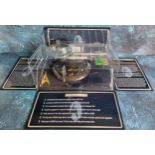 A Corgi Star Trek CC96607 - U.S.S. Enterprise NCC-1701, 40th Anniversary Limited Edition, no. 6,