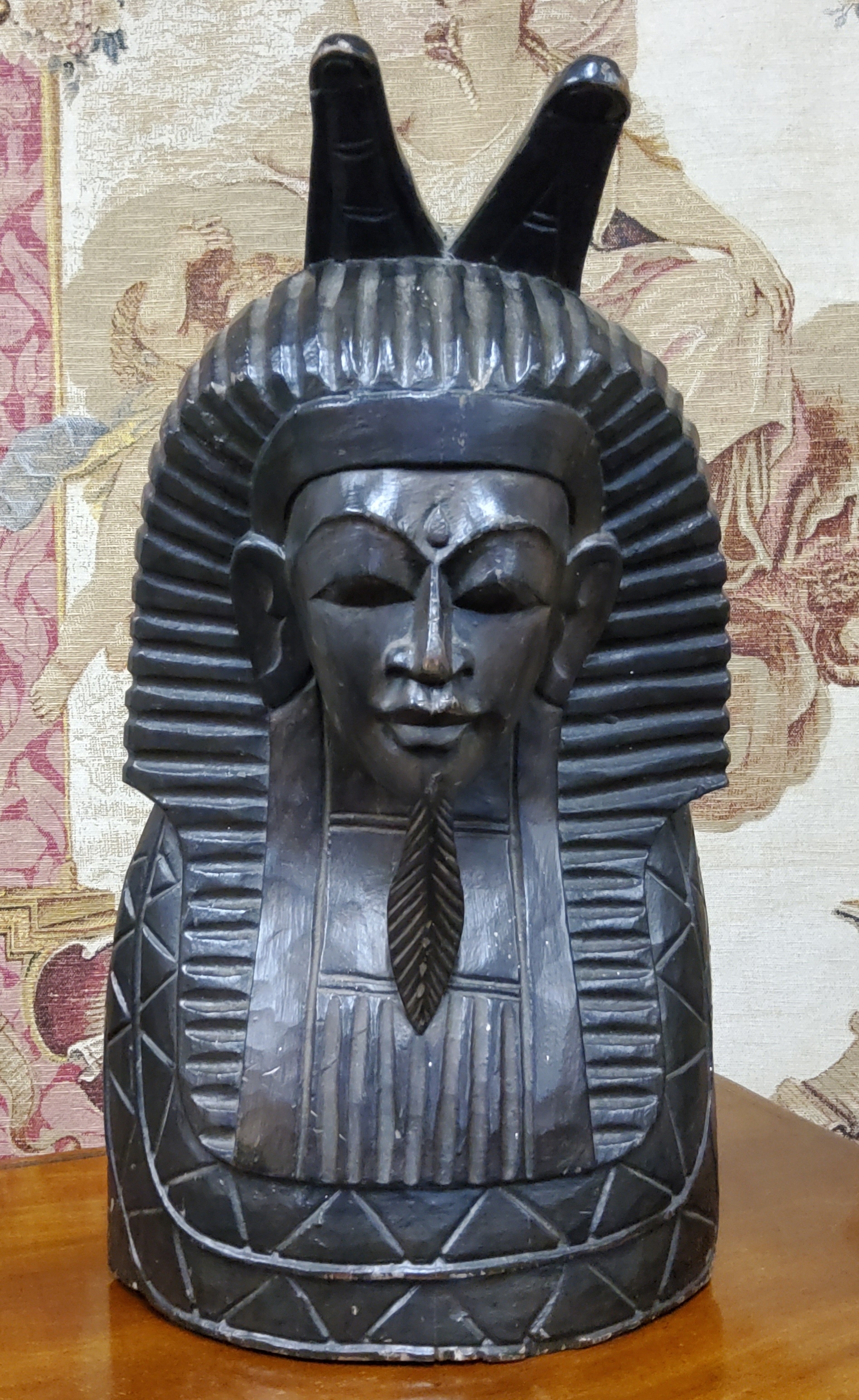 A large ebonised softwood bust of Tutankhamen, 54cm high - Image 2 of 5