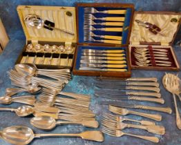 Plated Ware - a set of six EPNS cake forks and server, cased; a set of six dessert spoons and