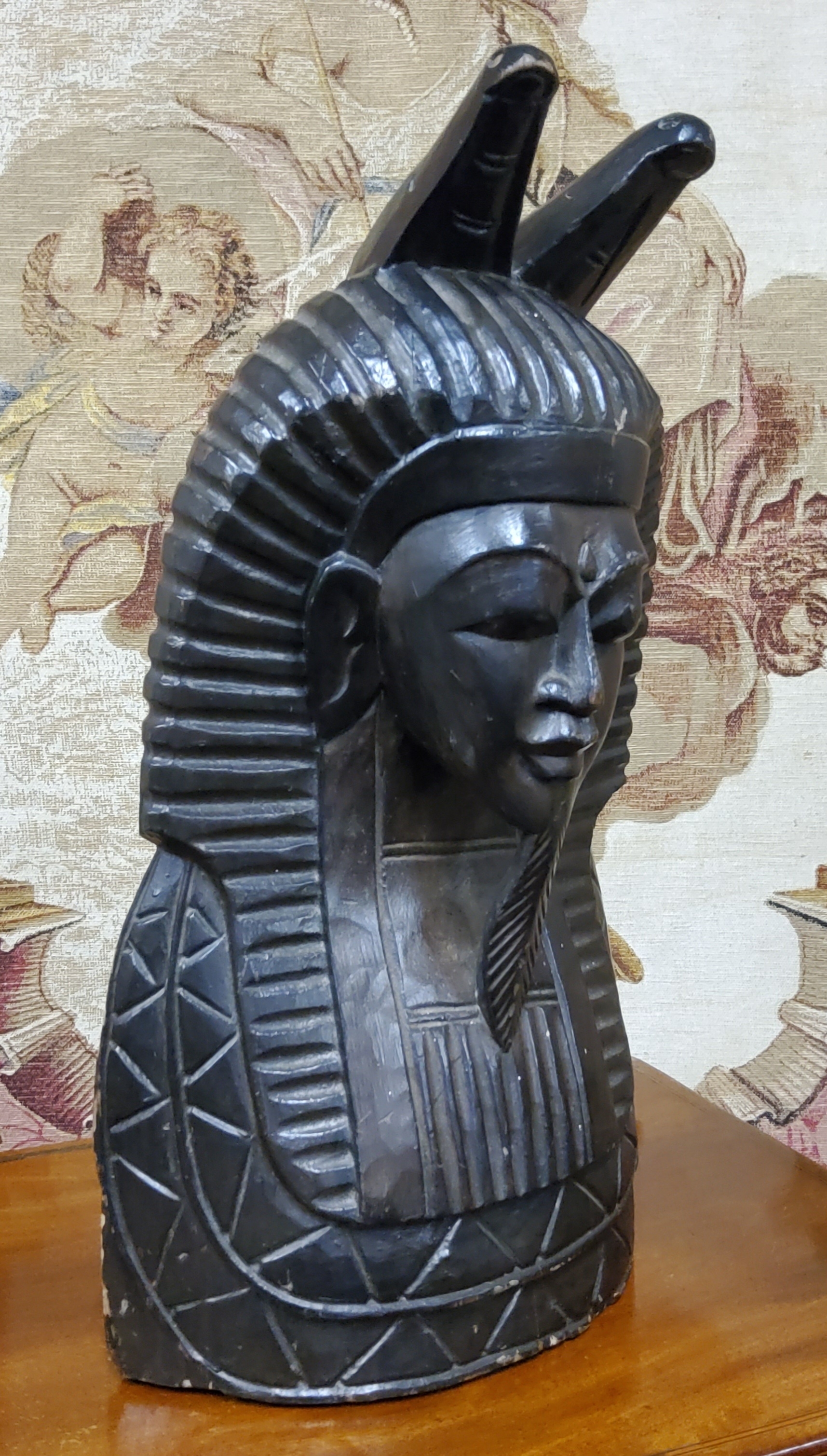 A large ebonised softwood bust of Tutankhamen, 54cm high - Image 3 of 5