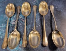 A set of six silver Hanoverian Rat Tail pattern table spoons, Aiken Brothers, Sheffield 1929,