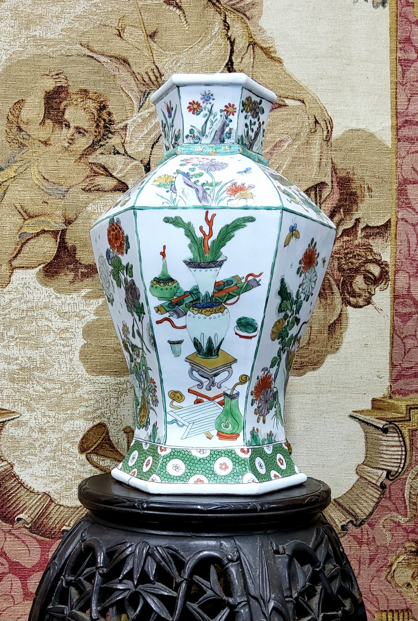 A Chinese famille verte hexagonal vase,  the hexagonal baluster form, decorated with panels of - Image 3 of 6