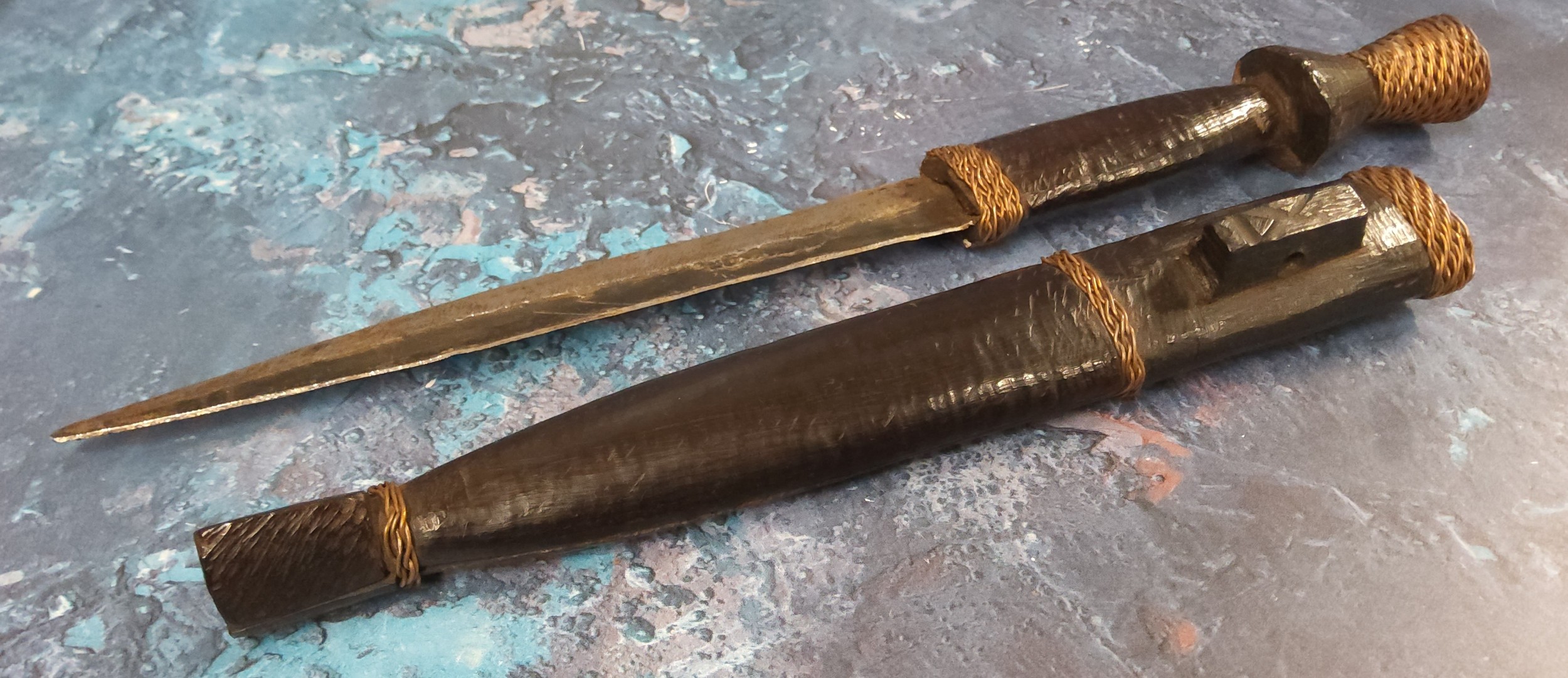 Tribal Art - a Zulu knife/dagger, wirework terminal and bands,  32cm long, c.1870-90;  beadwork - Image 2 of 4