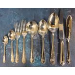 White Star Liner - Elkington flatware - comprising four serving spoons, two table spoons, four