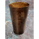 A 19th century horn tapering cylindrical beaker,  sgraffito scrimshaw decorated with a King and