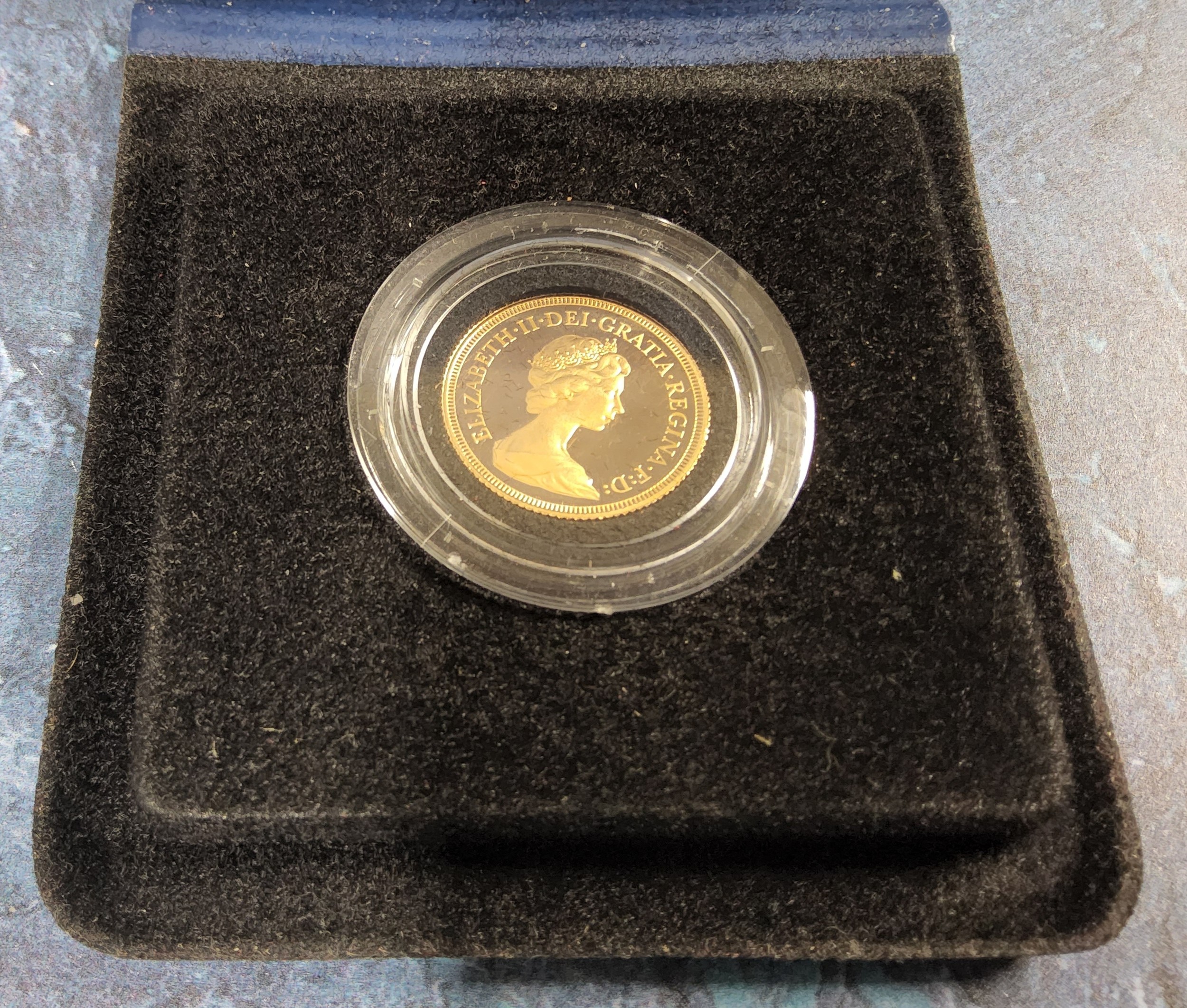 A Royal Mint Elizabeth II full sovereign dated 1979, complete with original presentation box