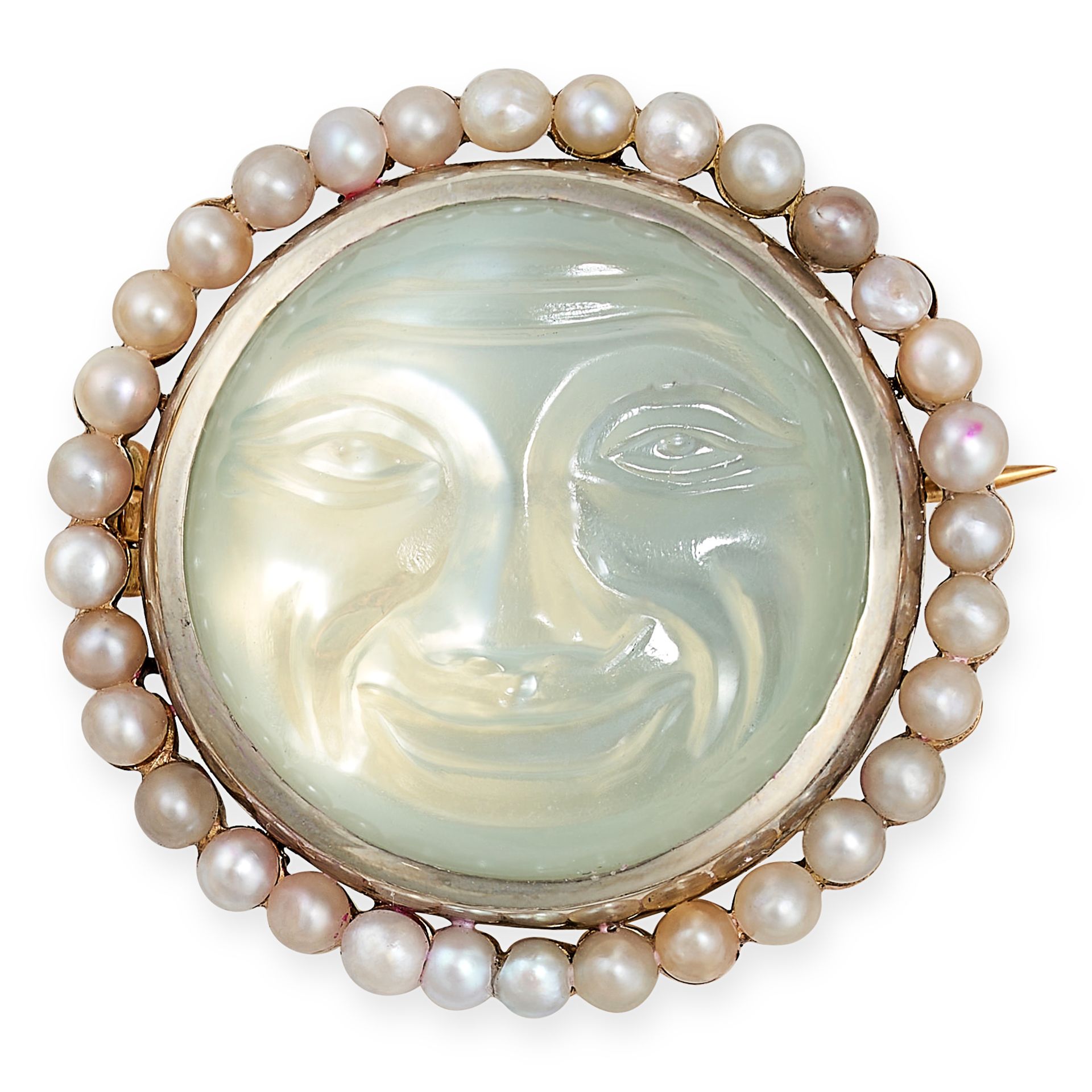 A PEARL AND CARVED MOONSTONE MAN IN THE MOON BROOCH, EARLY 20TH CENTURY in yellow gold, set with ... - Bild 2 aus 2