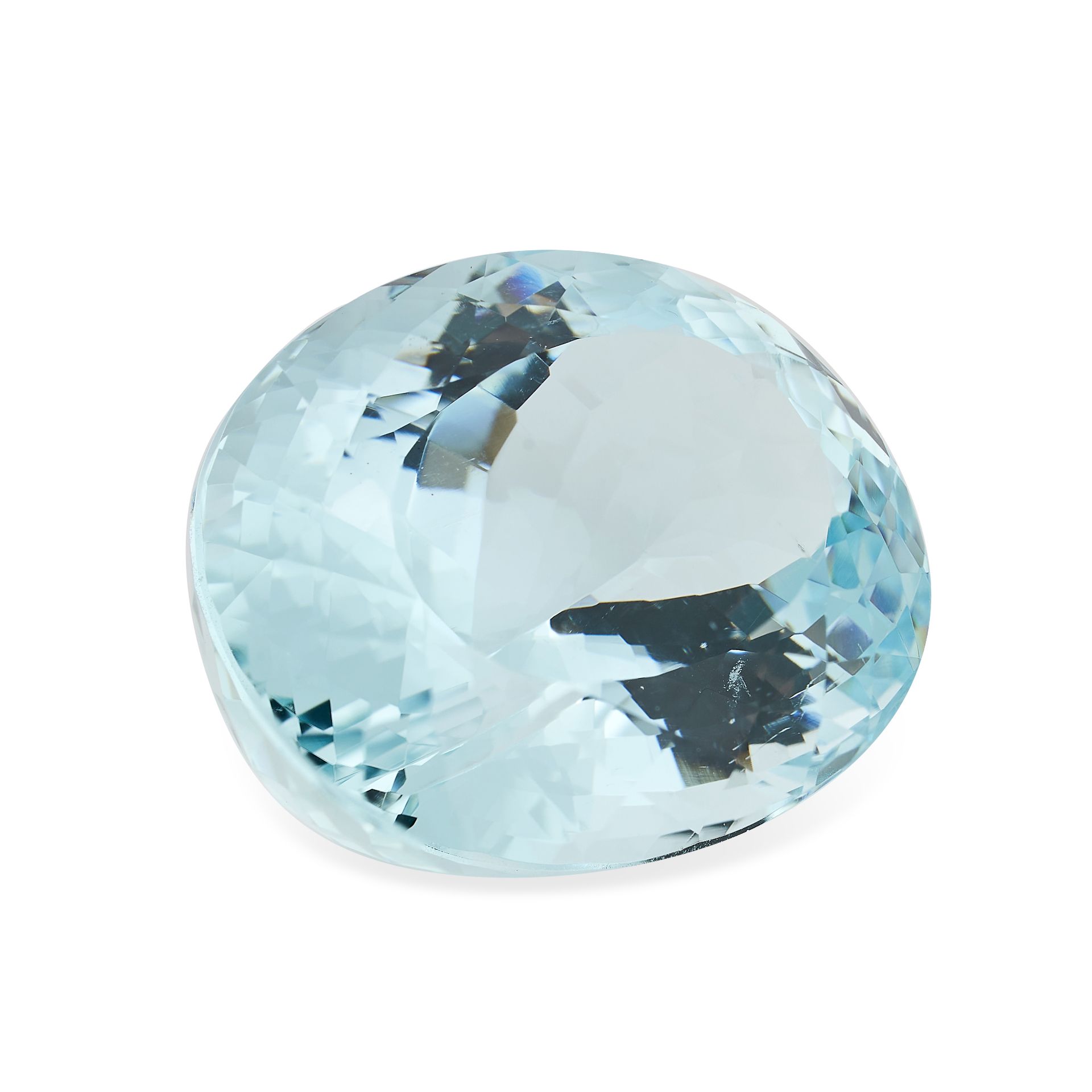 AN UNMOUNTED AQUAMARINE oval cut, approximately 29.00 carats. - Image 2 of 2