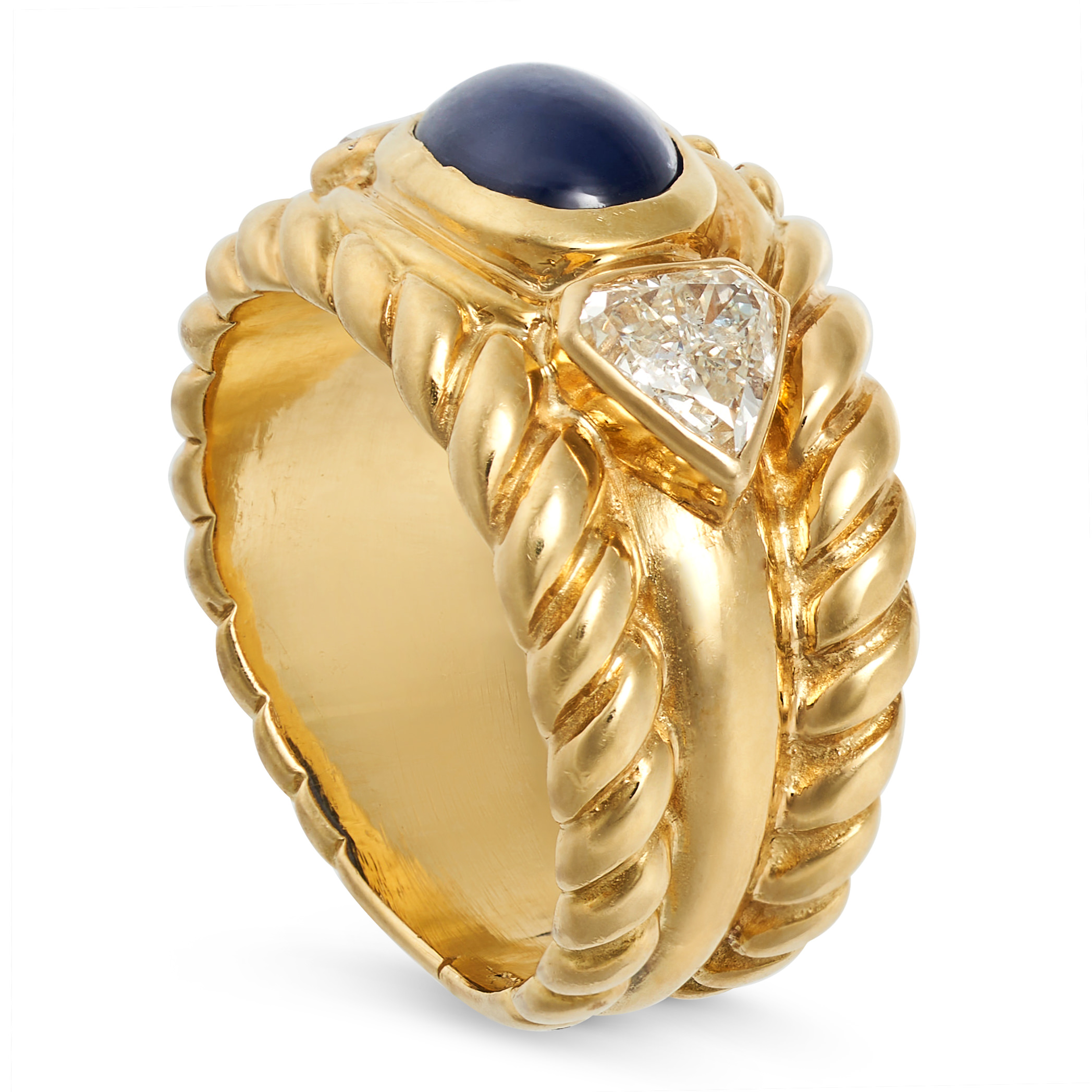 A SAPPHIRE AND DIAMOND DRESS RING in 18ct yellow gold, set with a cabochon sapphire of approximat... - Image 2 of 2