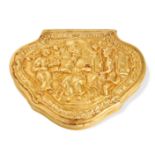 ANTIQUE GOLD REGIMENTAL SNUFF BOX, CIRCA 1750 in 18ct yellow gold, the lid is set with a scene of...