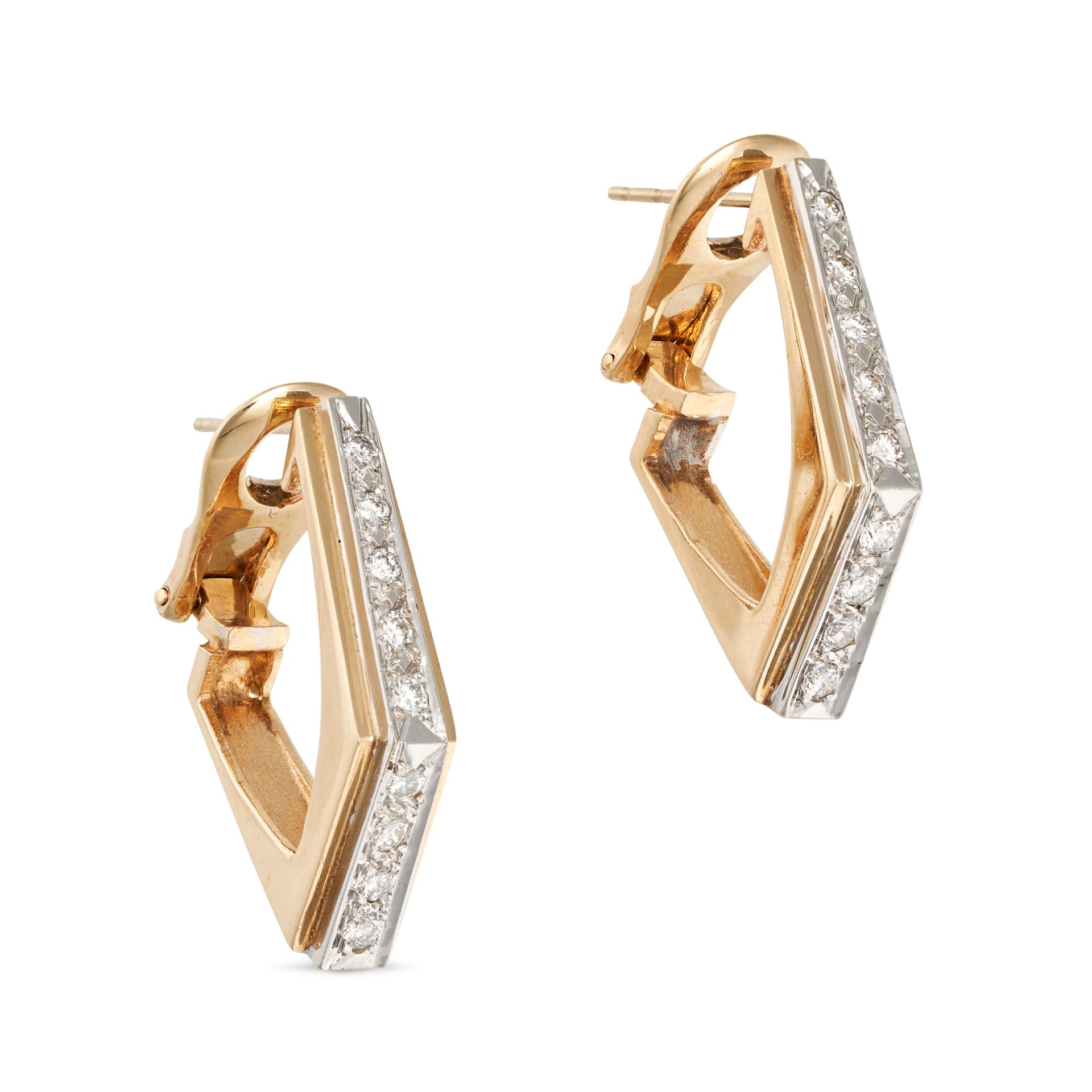 A PAIR OF GEOMETRIC DIAMOND HOOP EARRINGS in 14ct yellow gold, each designed as a geometric hoop ... - Image 2 of 2