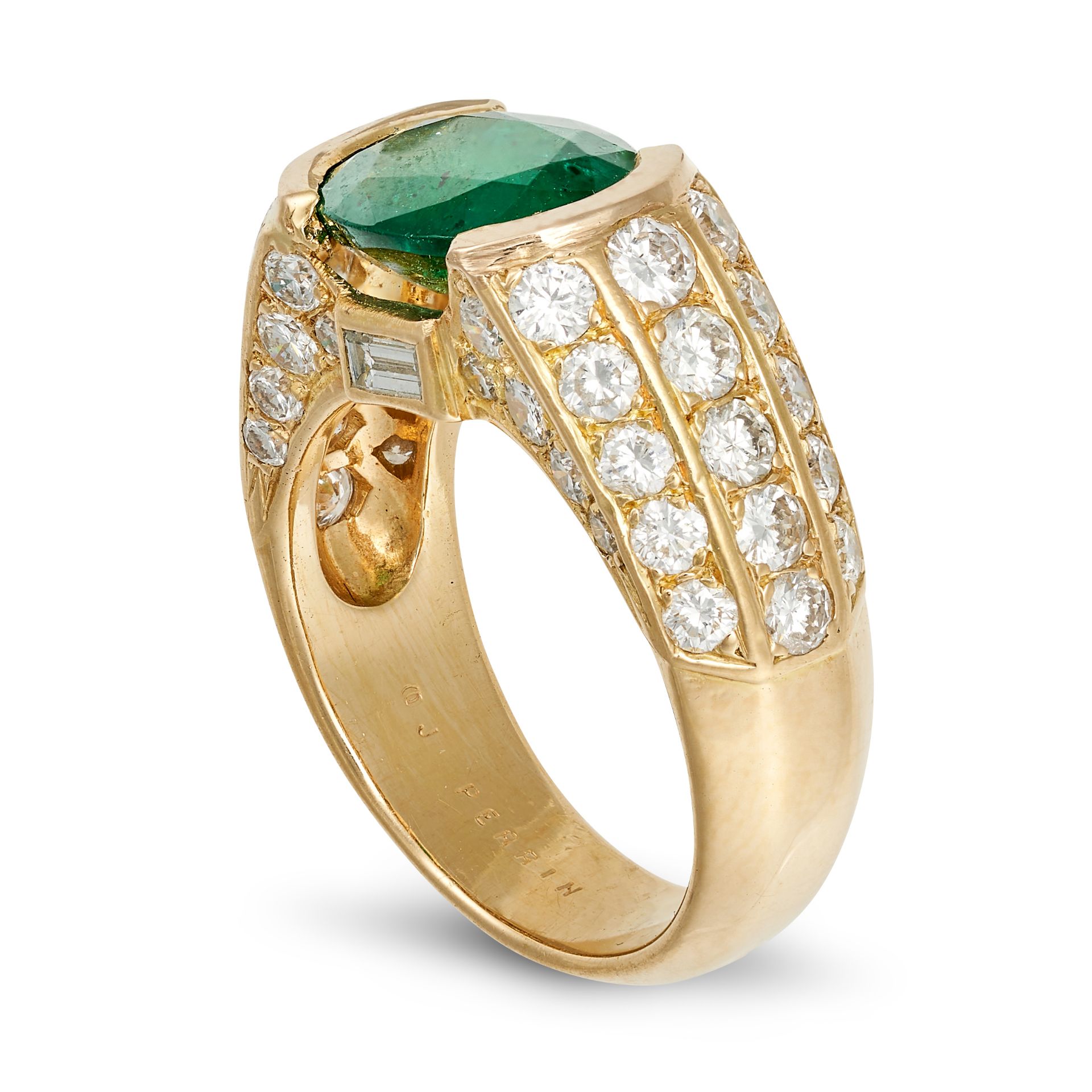 PERRIN, AN EMERALD AND DIAMOND RING in 18ct yellow gold, set with an oval cut emerald of approxim... - Bild 2 aus 2