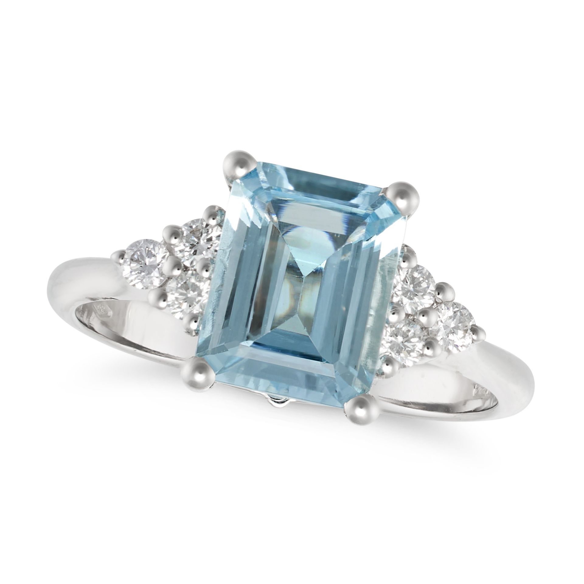 AN AQUAMARINE AND DIAMOND RING in 18ct white gold, set with an octagonal step cut aquamarine of 1...