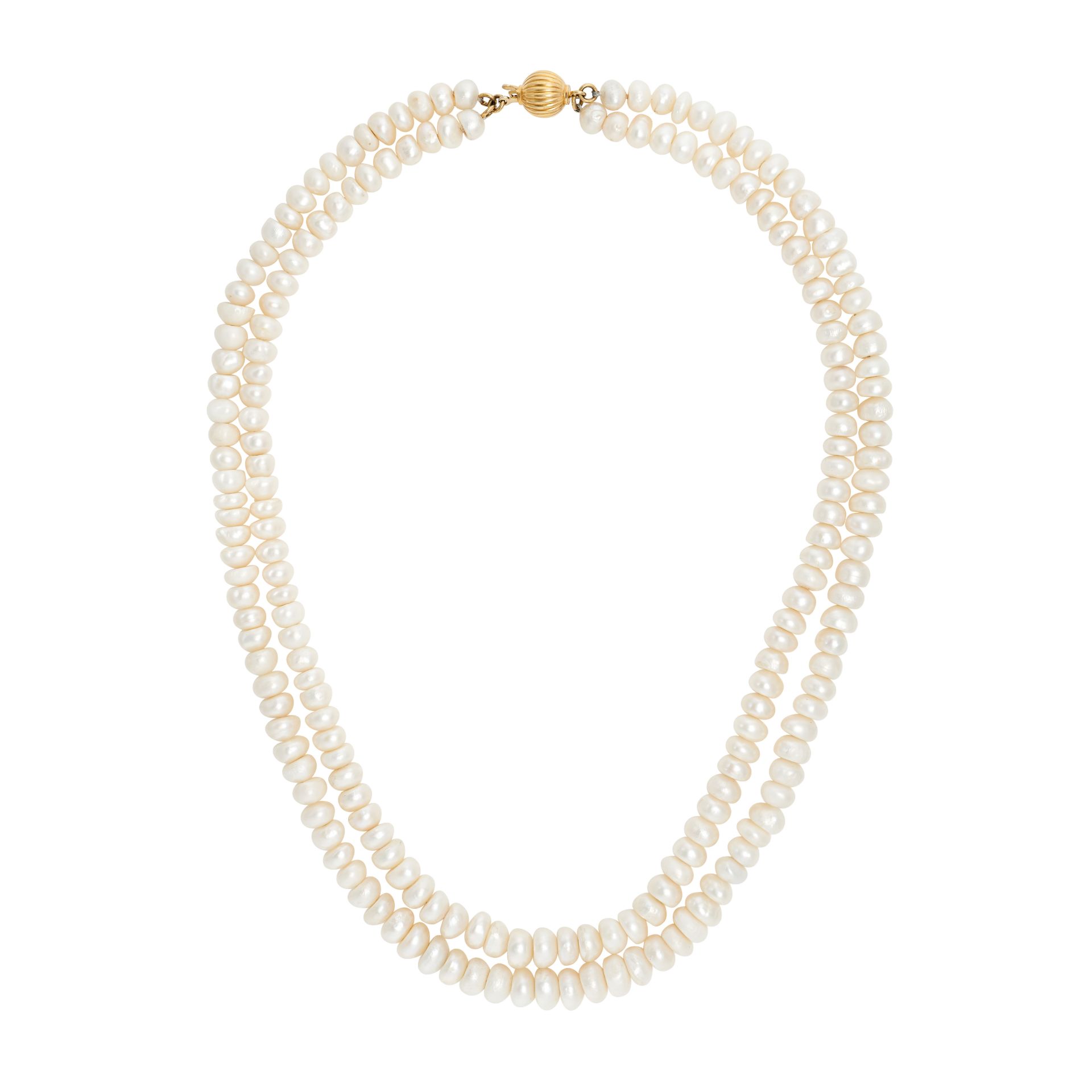 NO RESERVE - A TWO ROW PEARL NECKLACE in 18ct yellow gold, comprising two rows of freshwater pear...