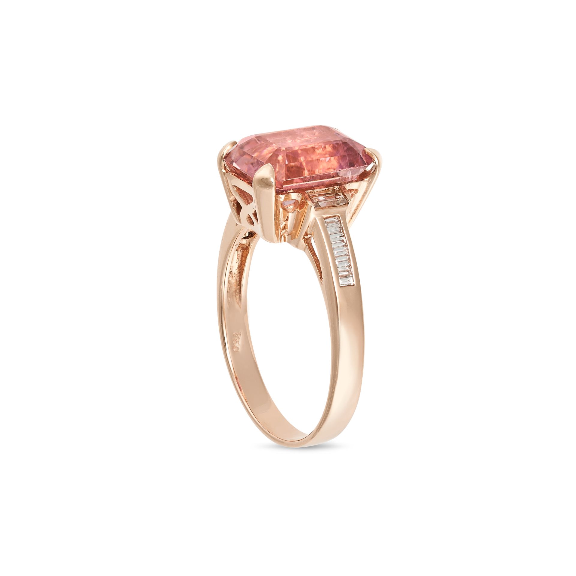 A PINK TOURMALINE AND DIAMOND RING in 18ct rose gold, set with an octagonal step cut pink tourmal... - Bild 2 aus 2