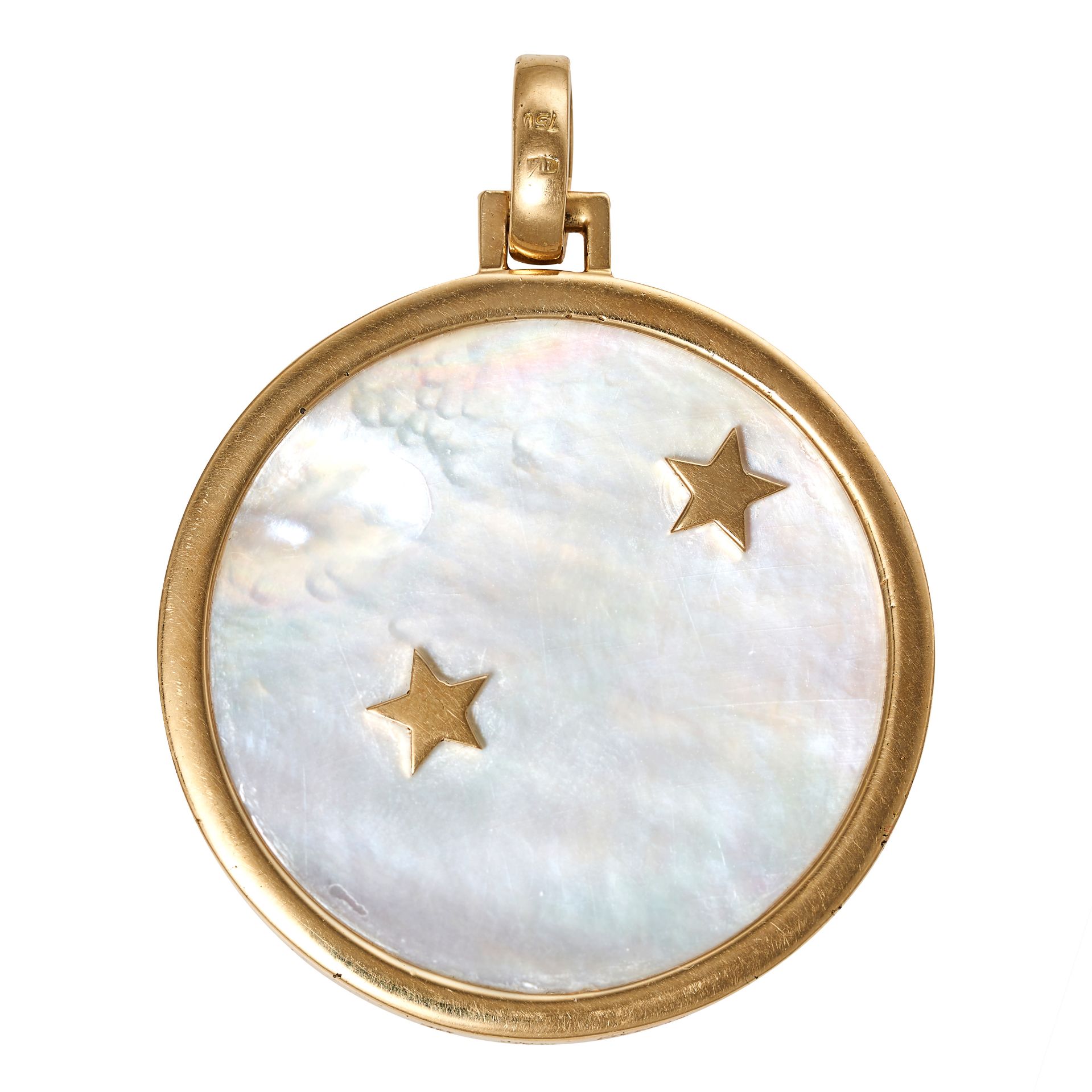 BULGARI, A MOTHER OF PEARL VIRGO PENDANT in 18ct yellow gold, set with a circular polished piece ... - Bild 2 aus 2