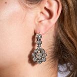 AN IMPORTANT PAIR OF FINE ANTIQUE DIAMOND DROP EARRINGS, 19TH CENTURY in yellow gold and silver, ...