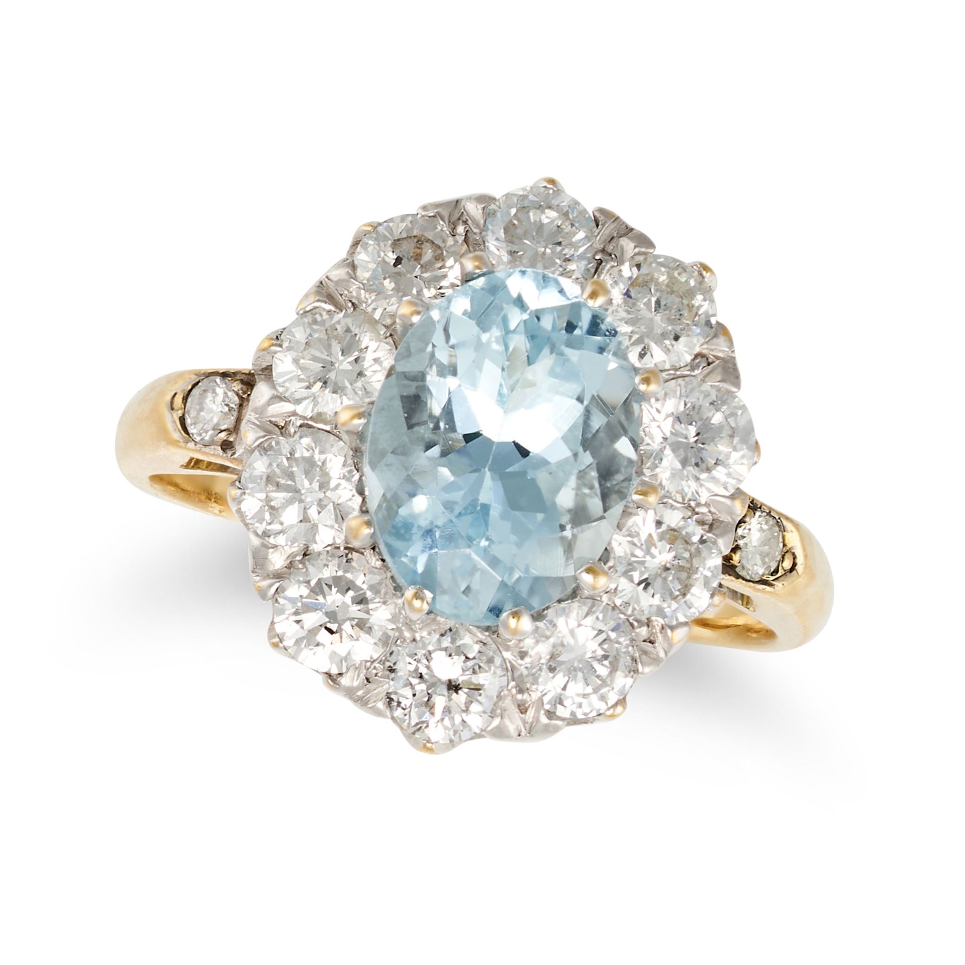 NO RESERVE - AN AQUAMARINE AND DIAMOND CLUSTER RING in yellow gold, set with an oval cut aquamari...