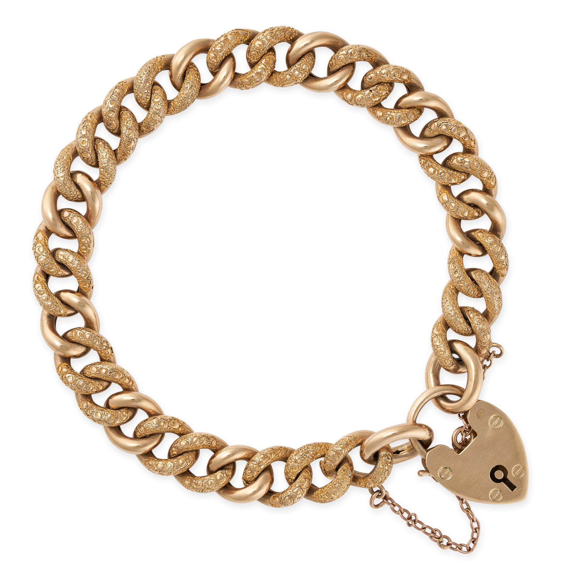 AN ANTIQUE GOLD SWEETHEART BRACELET in 9ct yellow gold, the curb link bracelet comprising a serie...