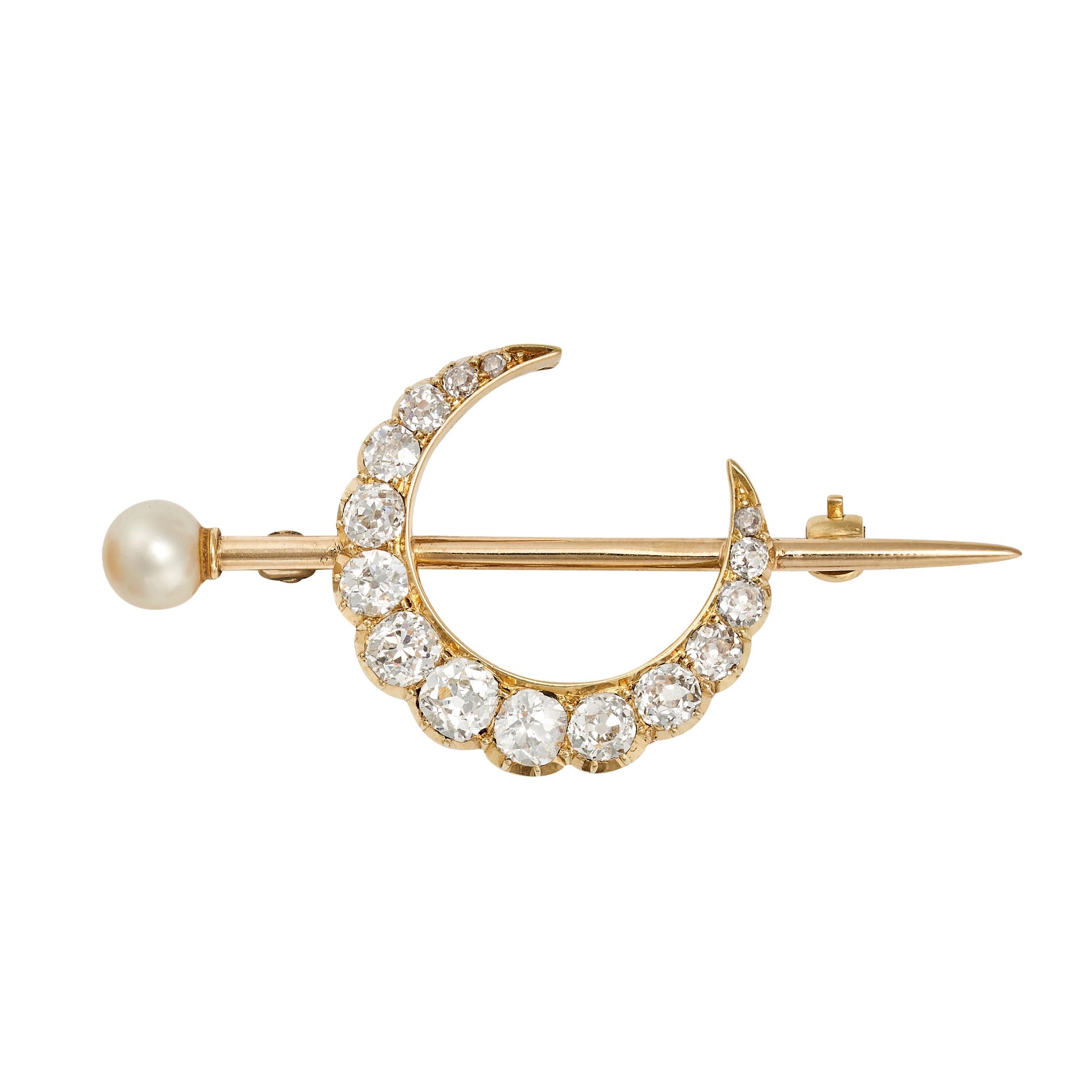 AN ANTIQUE DIAMOND AND PEAR CRESCENT MOON BAR BROOCH in yellow gold, the crescent moon set with o...