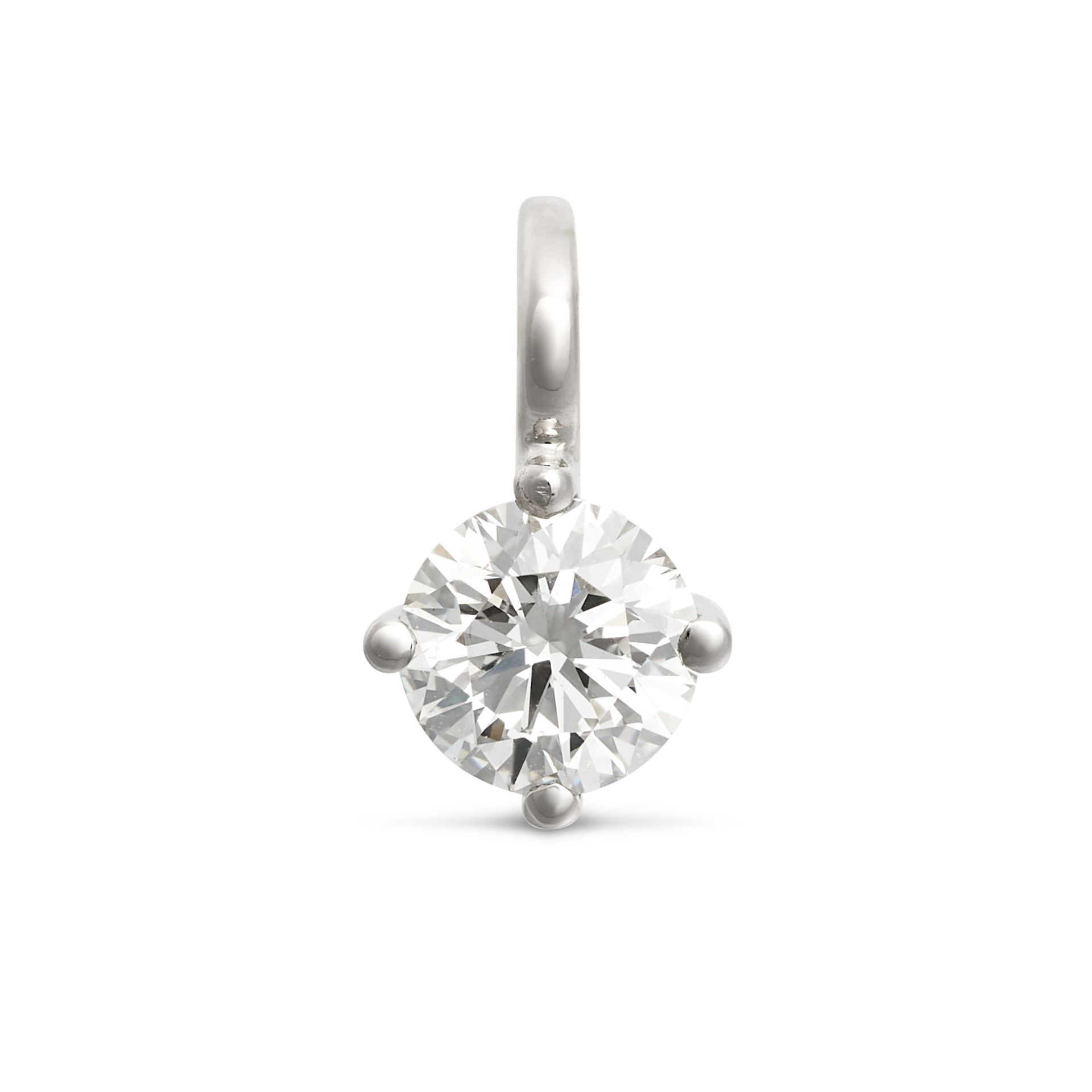 A SOLITAIRE DIAMOND PENDANT in platinum, set with a round brilliant cut diamond, stamped 950, 1.0...