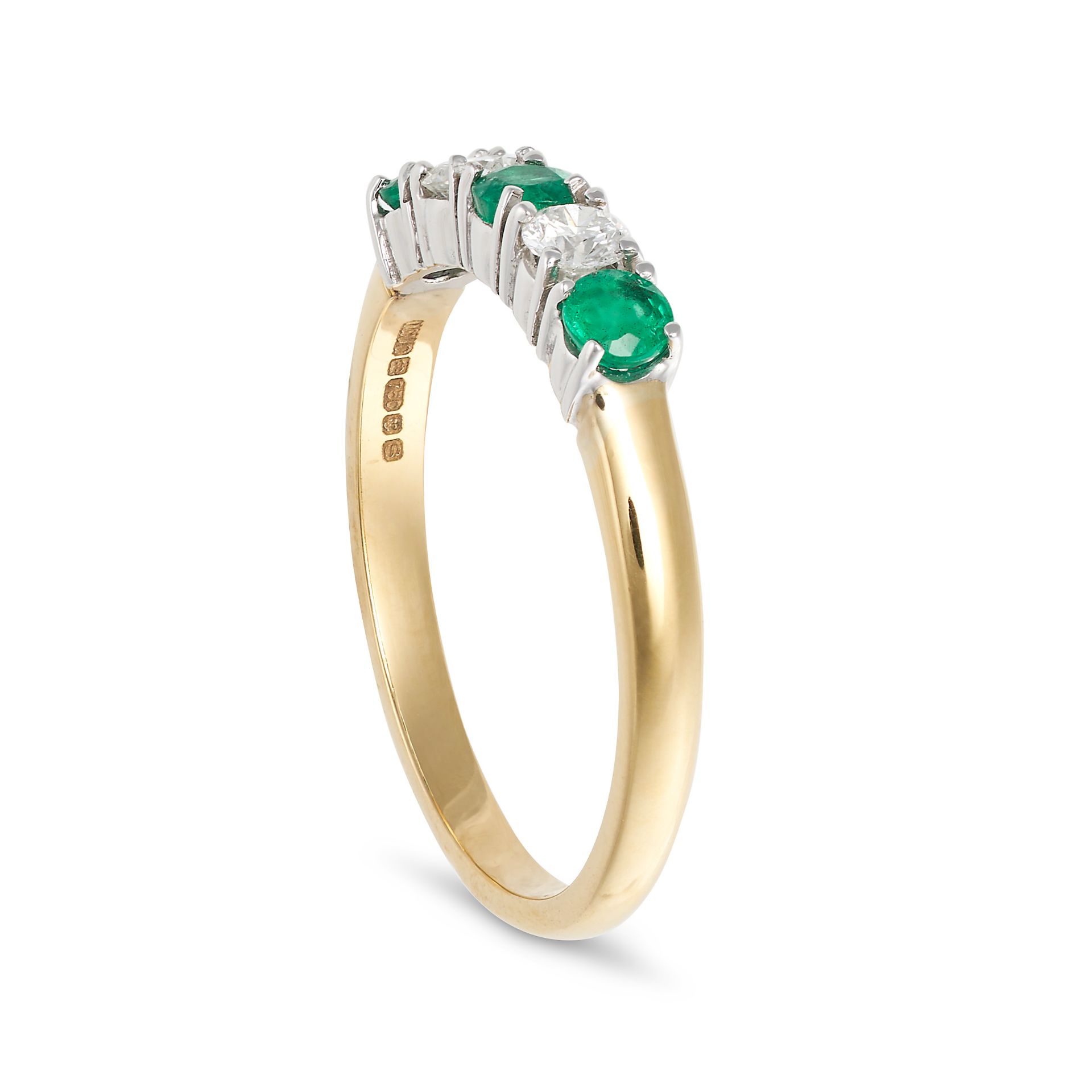 AN EMERALD AND DIAMOND RING in 18ct white and yellow gold, set with round cut emerald of 0.35 car... - Bild 2 aus 2