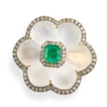 A ROCK CRYSTAL, EMERALD AND DIAMOND RING in 14ct yellow gold, comprising a carved frosted rock cr...