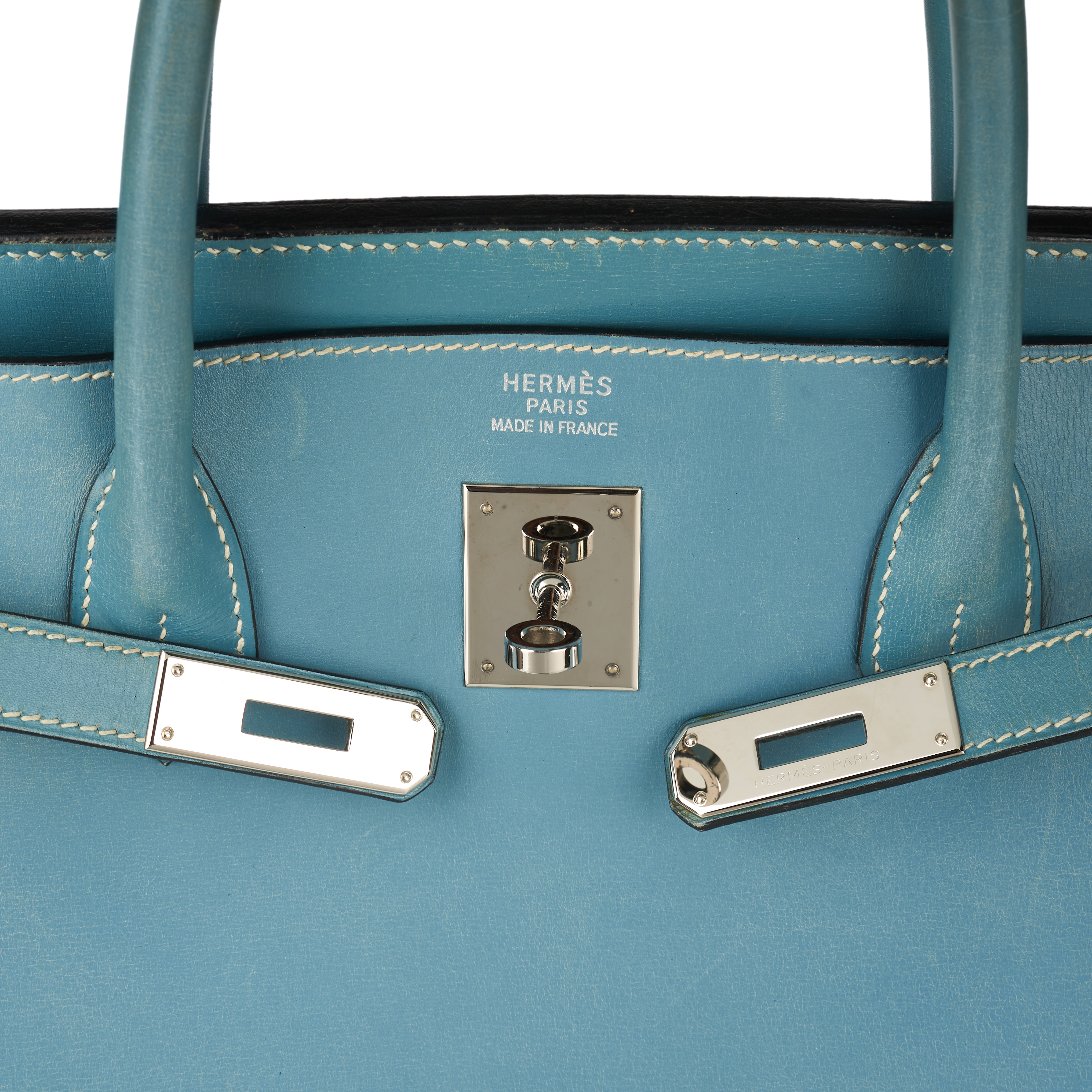 HERMES BLUE BIRKIN 40 BAG Condition grade C+.  Produced in 2000. 40cm long, 30cm high. Top hand... - Image 4 of 7