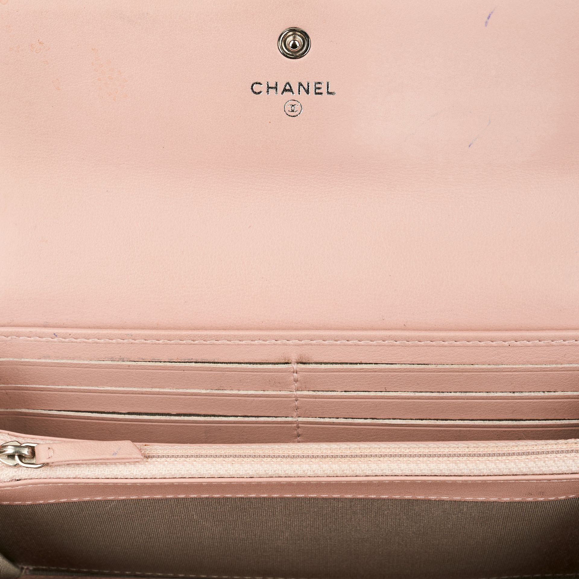 CHANEL TIMELESS CC PINK CAVIAR LONG WALLET Condition grade C. 19cm long, 11cm high. Produced in... - Image 3 of 3